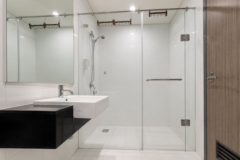Others 2, Chic And Comfortable 1Br At Apartment Praxis, Surabaya