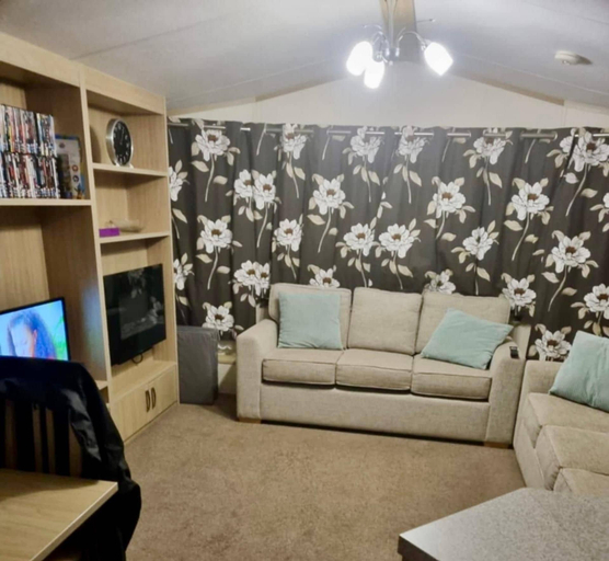 Others 4, Dove Close 21 Static Caravan Hoburne Devon Bay, Torbay