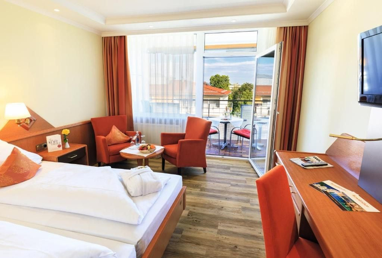 Bedroom 4, Thermenhotel Sonnenhof, Passau