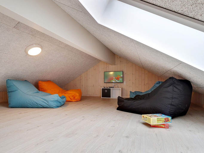 Others 5, 5 Star Holiday Home in Spottrup, Skive