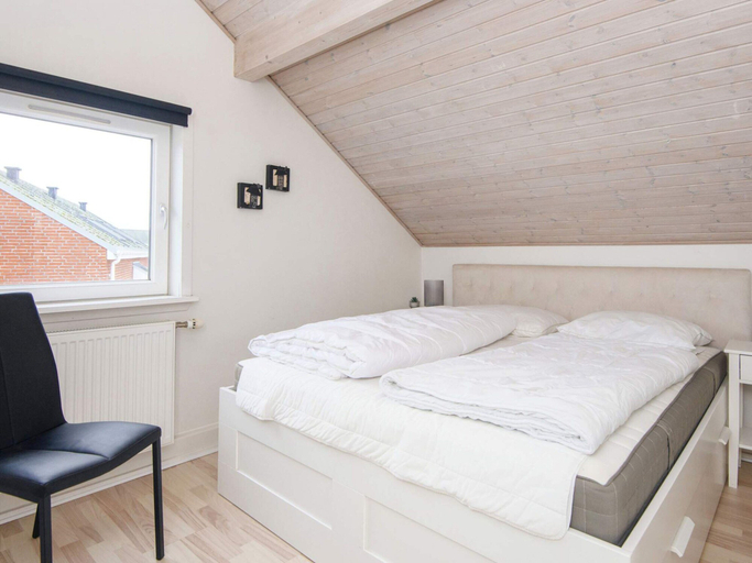 Others 4, 4 Star Holiday Home in Romo, Tønder
