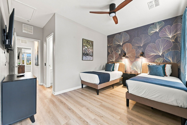 Others 5, Stylish Vista Cay 3br, Comfort at a Prime Location, Orange