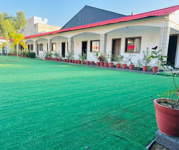 Others 1, Classic Red Chilly 3.O, Gorakhpur