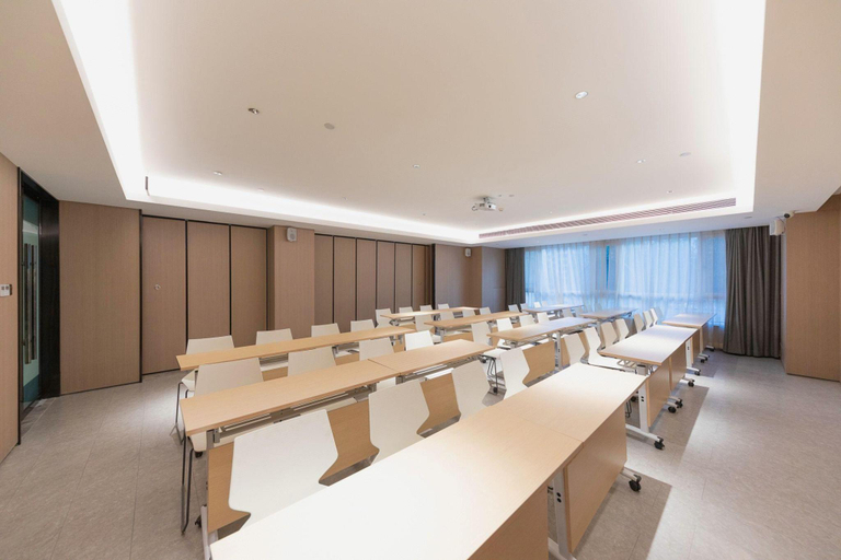 Business Facilities 1, Ji Hotel Hejian Shijing Middle Road Auto Parts Cen, Cangzhou