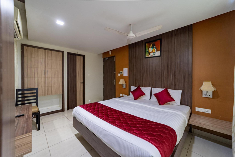 Bedroom, Capital O 1607 Ranas Residency, Tiruchirappalli