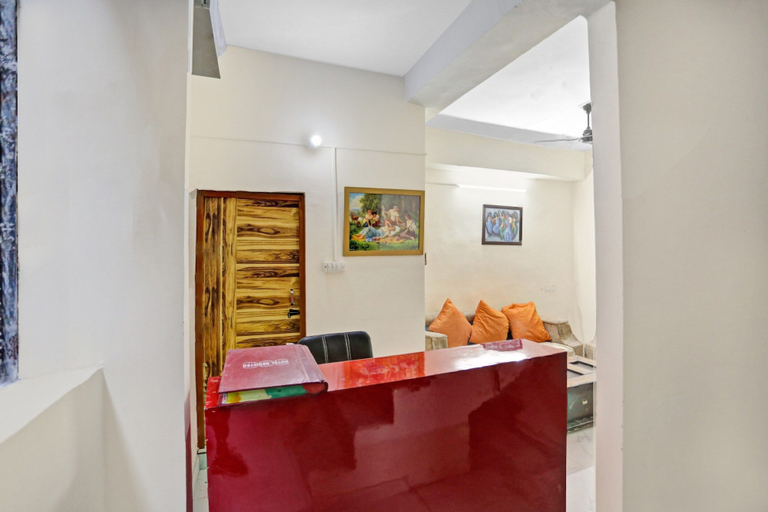 Others 2, Hotel O Golden, Gautam Buddha Nagar