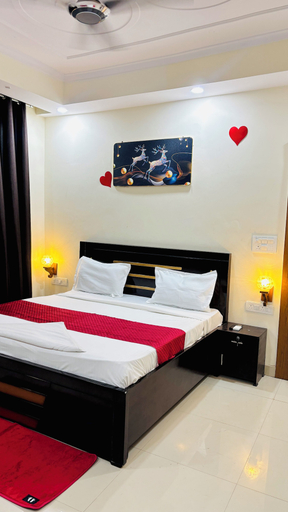 Others 1, The Elegent Stay, Gautam Buddha Nagar