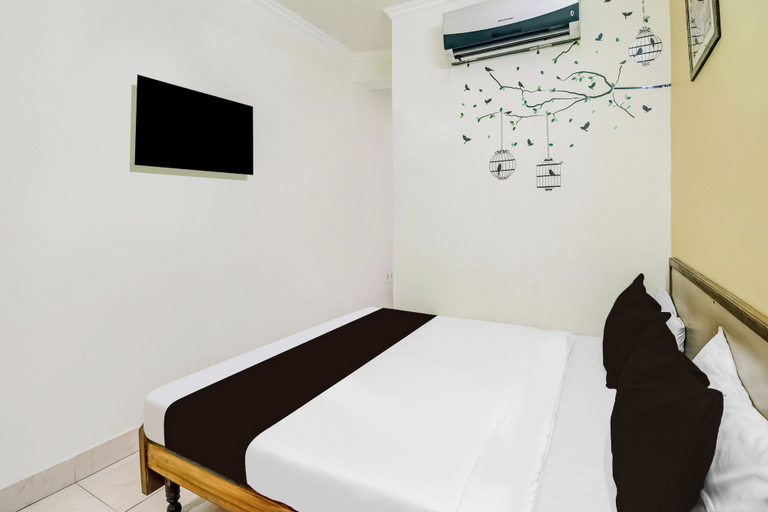 Others 5, Hotel O Sindhi Camp, Jaipur