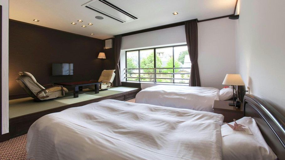 Bedroom, Hotel Silk Onsen Yamabiko, Toyooka
