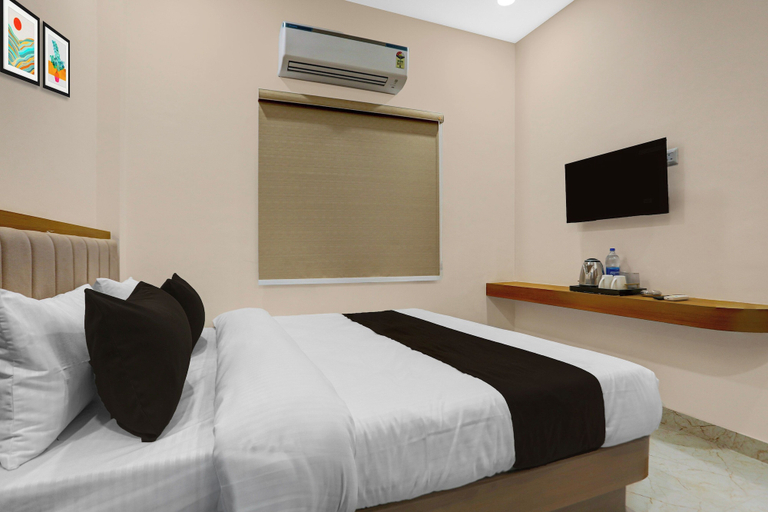 Others 3, Super Hotel O Dashashwamedh Ghat, Chandauli