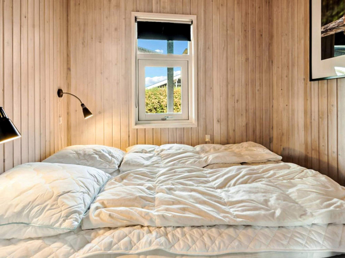 Bedroom 2, 5 Star Holiday Home in Juelsminde, Hedensted