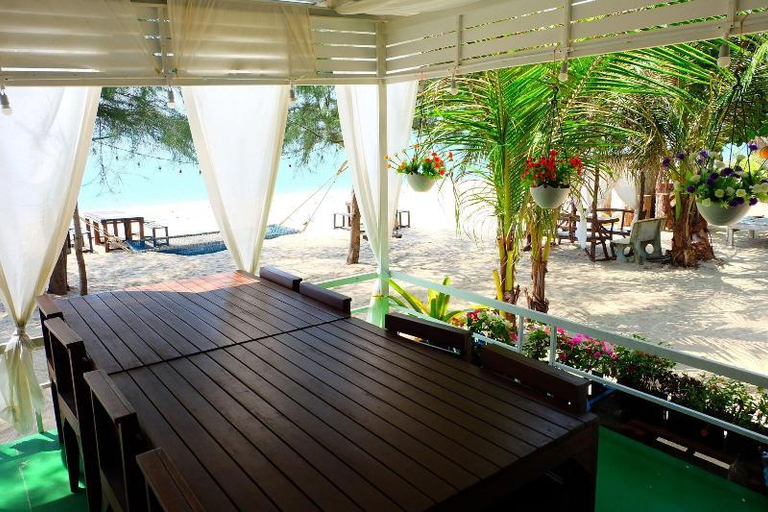 Food & Drinks, Tharadol beach resort, Tha Sala