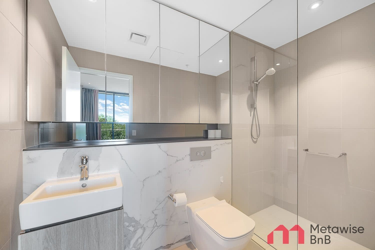 Others 4, Metawise BnB Modern 4BR in Macquarie Park, Sydney