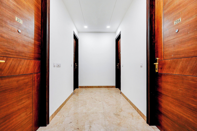 Others 5, Townhouse Sector 51 Gurgaon, Gurgaon