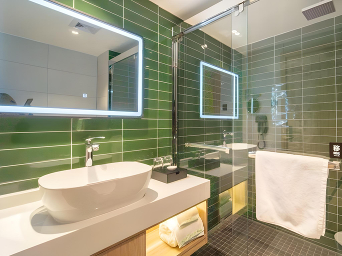Bathroom 3, Greentree Inn Express Deyang Changjiang Dong Road, Deyang