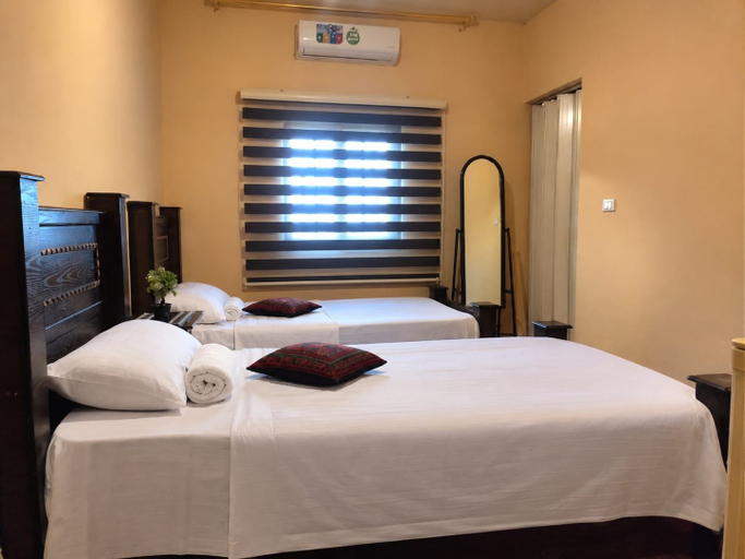 Others 3, Majido Hotel, Wadi Musa