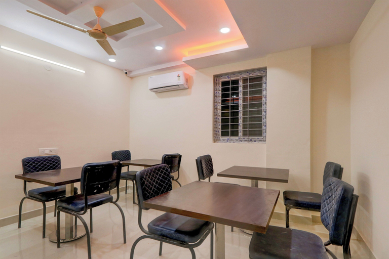 Others 5, Townhouse Nanak Ram Guda Near WaveRock, Hyderabad