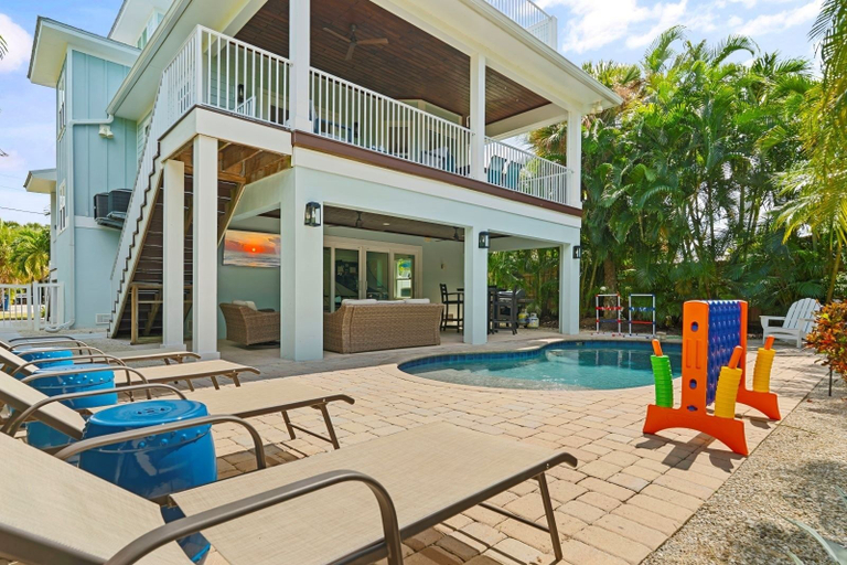 Others 1, Coastal Livin' 3 Bedroom Home, Manatee