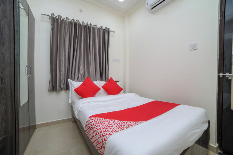 Others 4, Hotel O Gkumar Restro, Nagpur