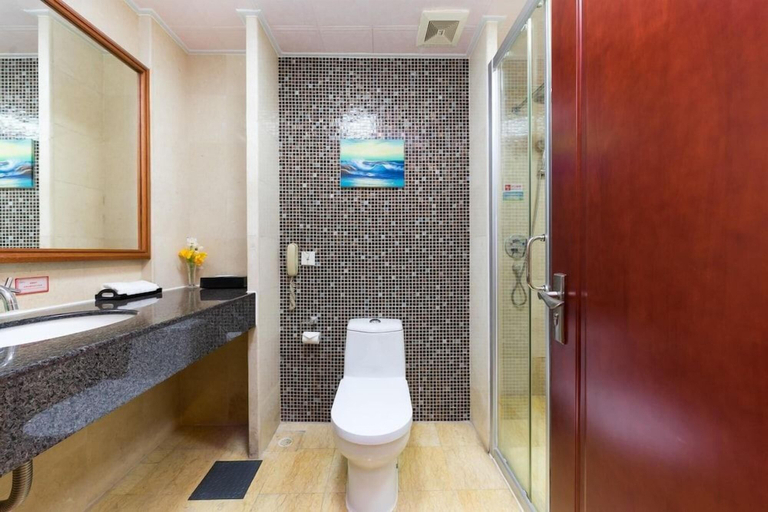 Bathroom, University Town International Hotel, Guangzhou