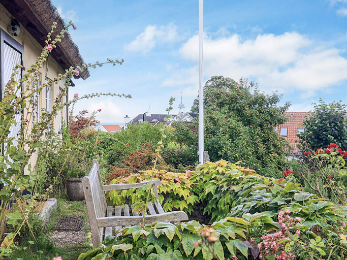 Others 2, 4 Star Holiday Home in Humlebaek, Fredensborg