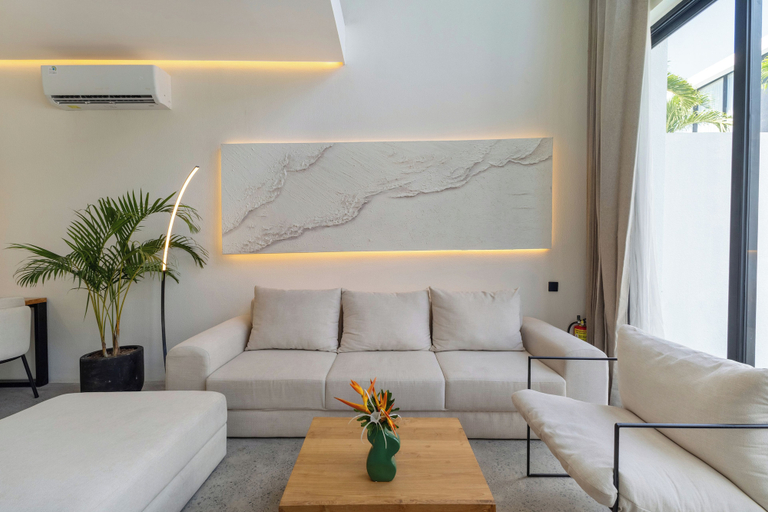 Others 3, Five Oceans Residence Berawa, Badung