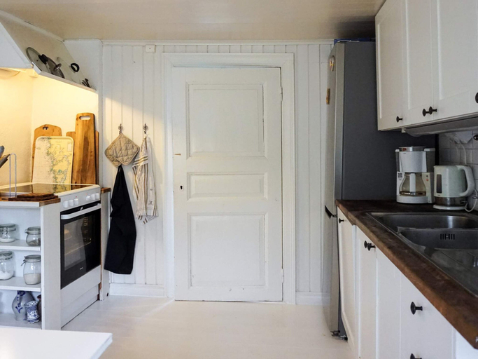Others 2, 5 Person Holiday Home in Brastad, Lysekil