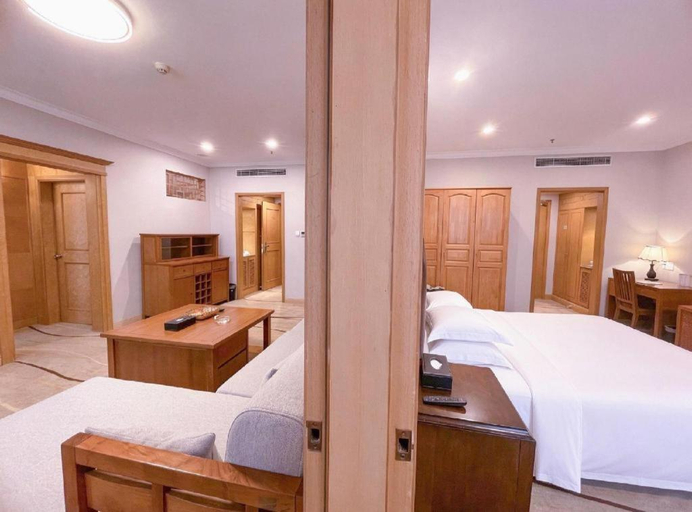 Bedroom 2, Kinglead Hotel, Chongqing