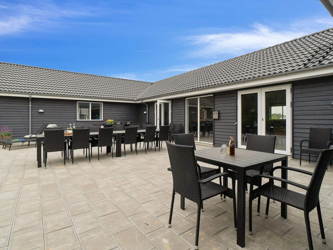 Others 4, 5 Star Holiday Home in Spottrup, Skive