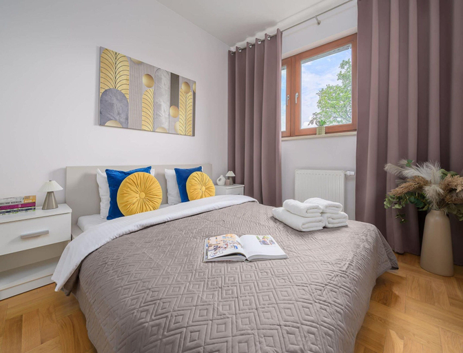 Others 3, Cozy Apartment With Private Parking, Warsaw