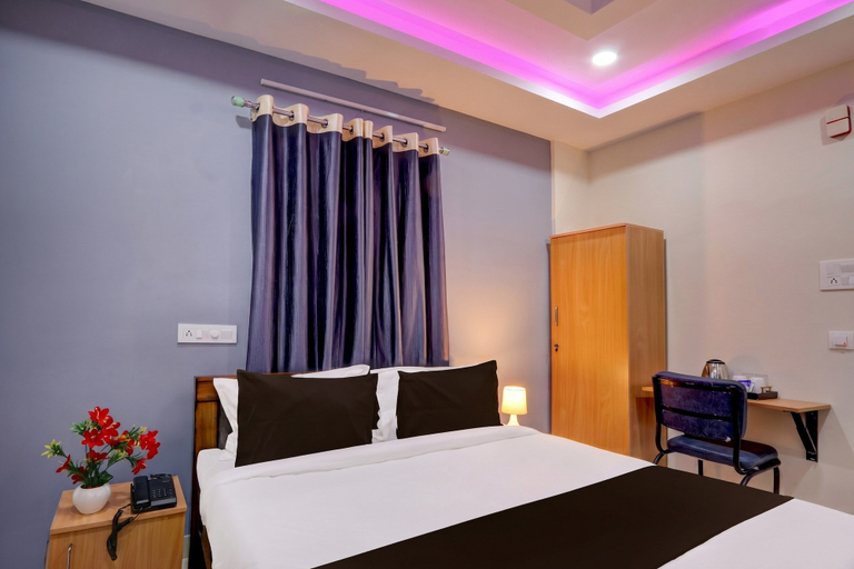 Others 1, Townhouse Nanak Ram Guda Near WaveRock, Hyderabad
