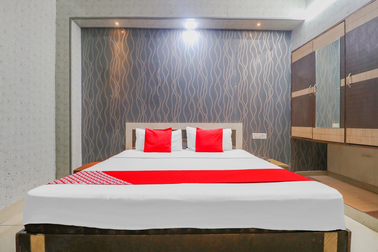 Bedroom 3, Hotel O Shiv Pukhraj, Ludhiana