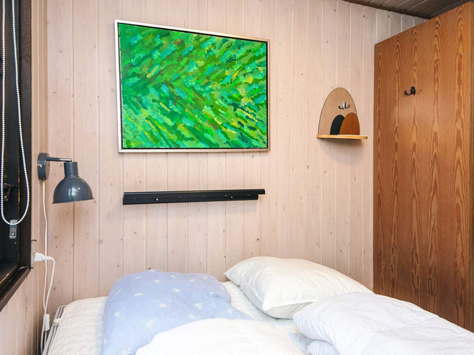 Bedroom 2, 6 Person Holiday Home in Romo, Tønder