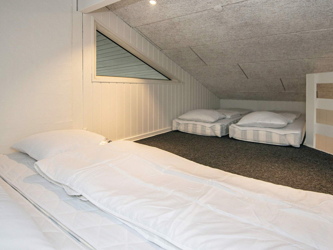 Bedroom 2, 4 Star Holiday Home in Glesborg, Norddjurs