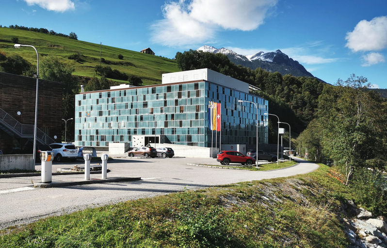 Others 4, Savognin Youth Hostel, Albula