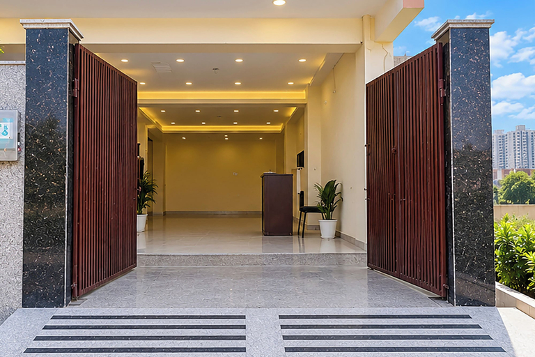Others 2, Hotel O The Grand Luxury, Gautam Buddha Nagar
