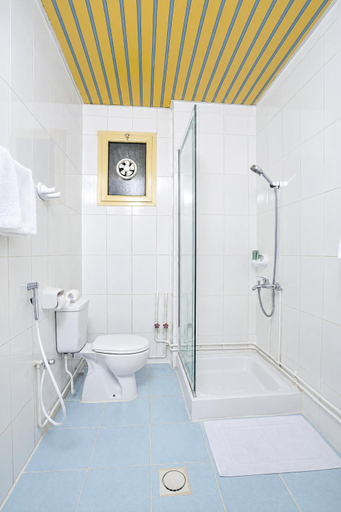 Bathroom 4, La Villa, Doha