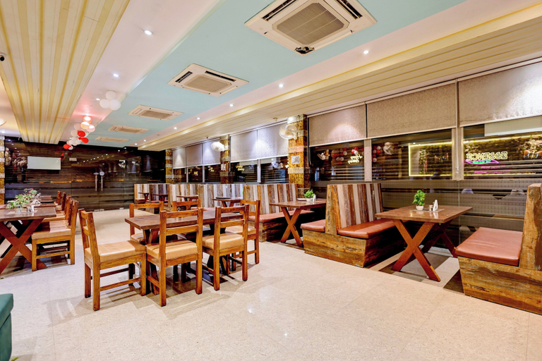 Others 3, Hotel O Essence Inn, Kaushambi