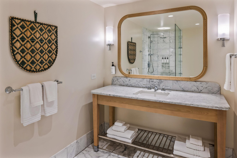 Bathroom 5, Ka Laʻi Waikiki Beach, LXR Hotels & Resorts, Honolulu