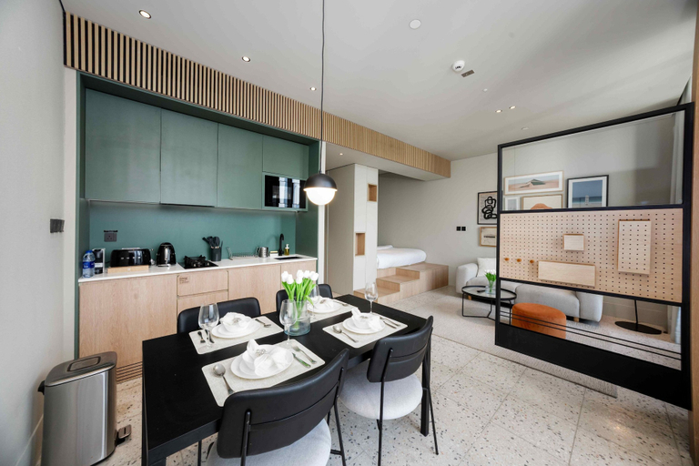 Others 3, Studio With Balcony in Upside Burj Khalifa View, Dubai