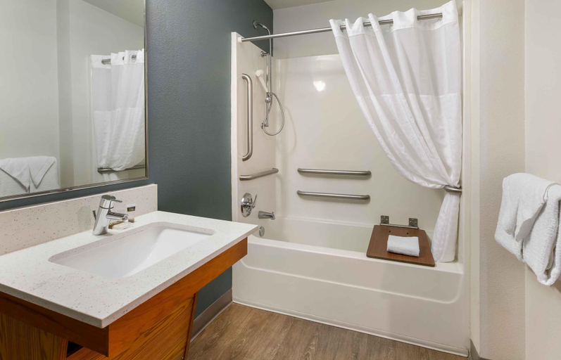 Bathroom 3, Extended Stay America Select Suites - Phoenix - North, Maricopa