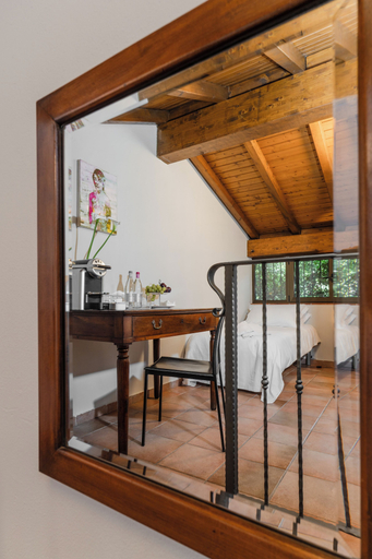 Others 3, Boutique House in corte storica, Monza and Brianza