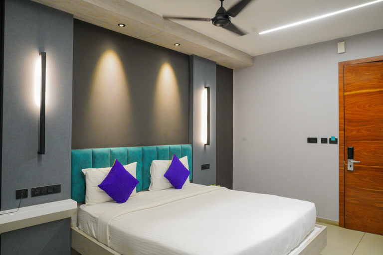 Others 2, Hotel La Orchid, Thanjavur
