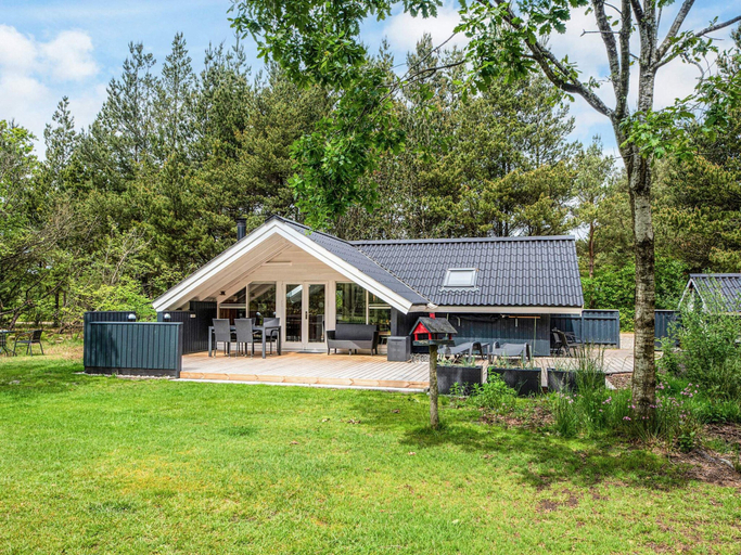 Others 5, 4 Person Holiday Home in Norre Nebel, Varde