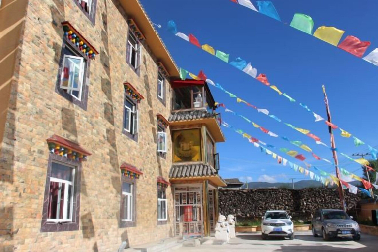 Exterior & Views 2, Songpan jiaguo senge minsu, Ngawa Tibetan and Qiang