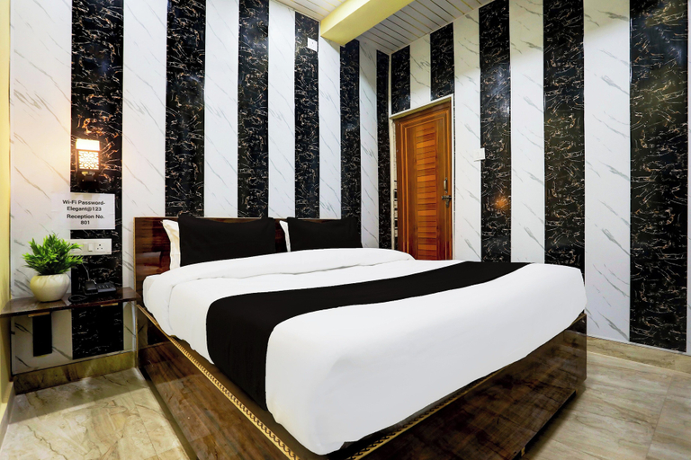 Others 2, HOTEL O ELEGANT, Kaushambi