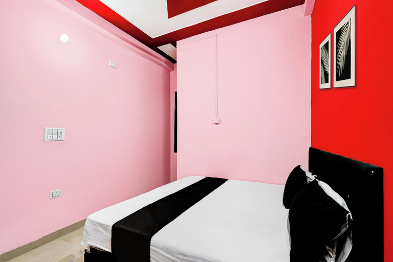 Others 3, Hotel O Moonville Pusta, Gautam Buddha Nagar