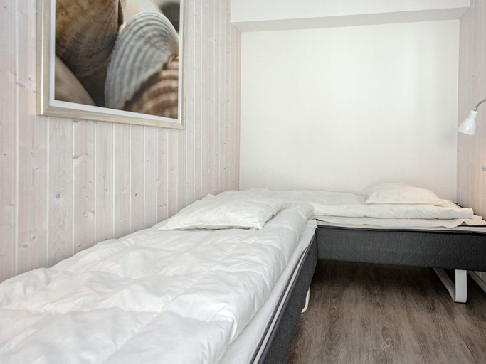Bedroom 2, Holiday Home in Wendtorf, Plön