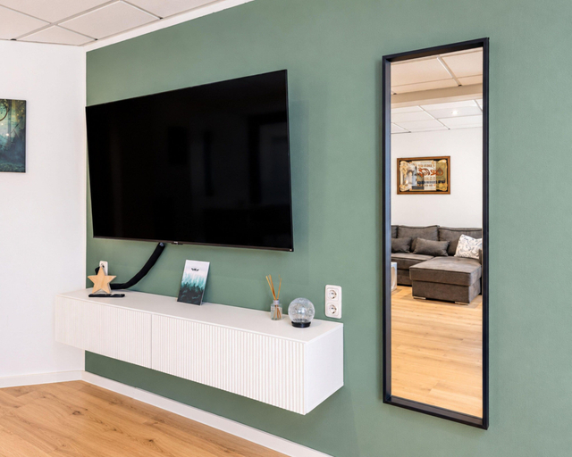 Others 3, Modern Apartment in the Heart of Romhild, Thuringia, Hildburghausen