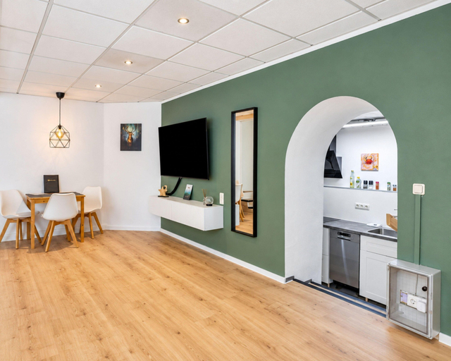 Others 2, Modern Apartment in the Heart of Romhild, Thuringia, Hildburghausen
